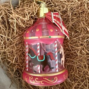 Brand NWT Carousel Themed Winter Berries Refillable Hand Soap and Dispenser
